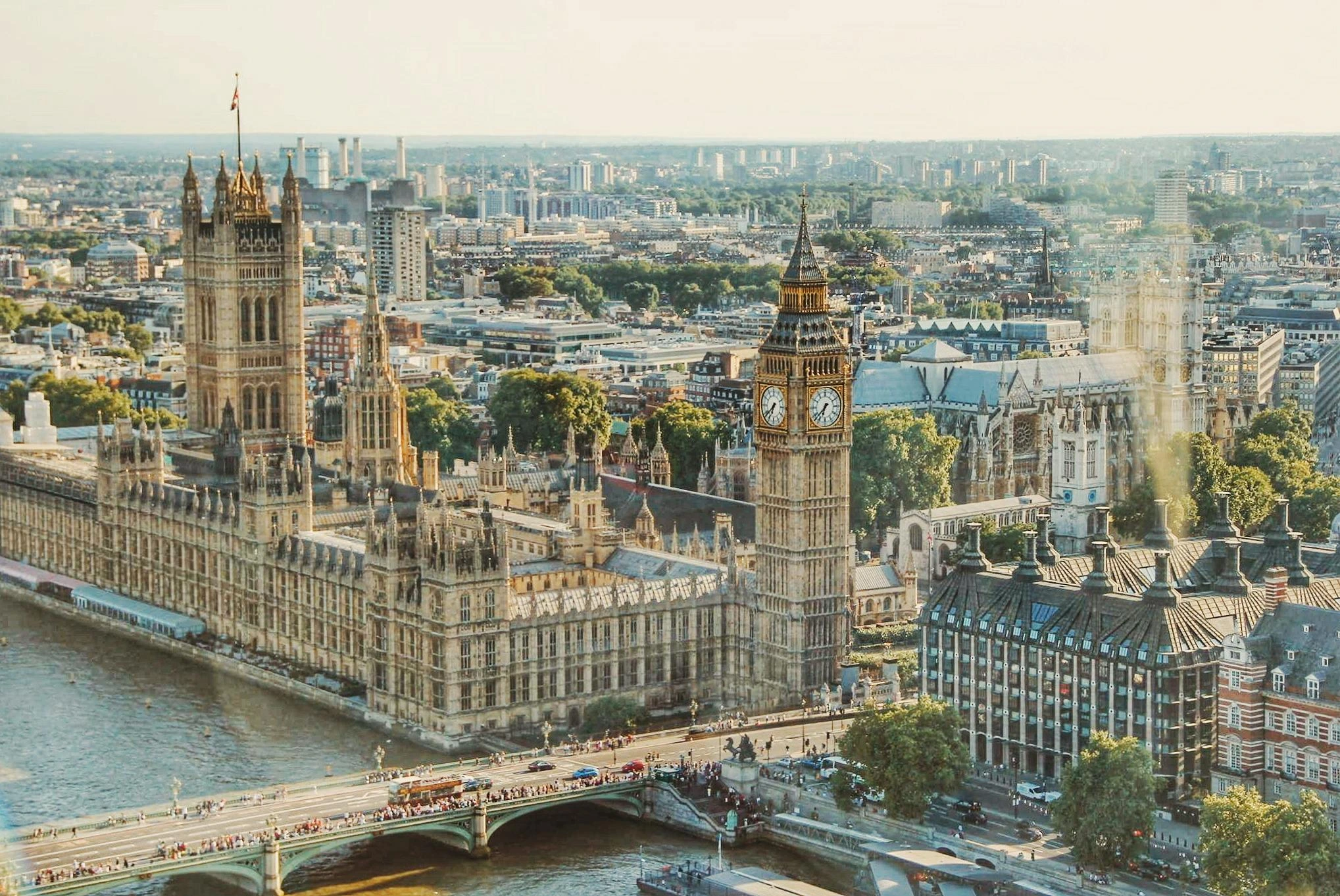 Houses of Parliament and River Thames in London – Trademark registration in the United Kingdom