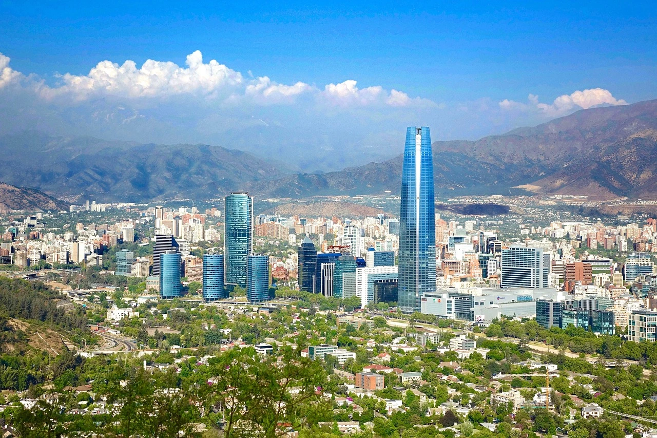 Santiago de Chile skyline with the Andes mountains – Trademark registration in Chile